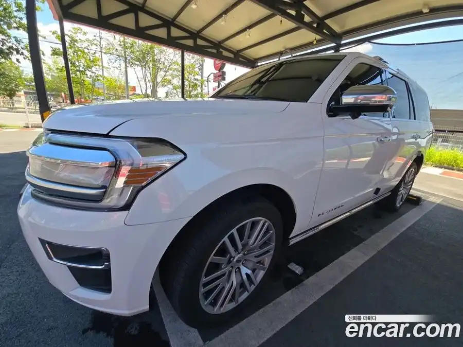 Ford Expedition Platinum 4WD