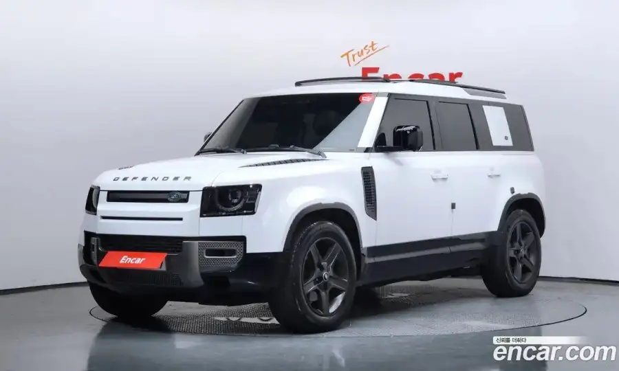 Land Rover Defender 110 P300 X-Dynamic SE
