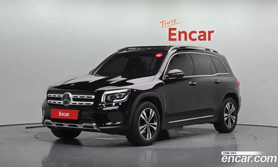Mercedes-Benz GLB-Class GLB220