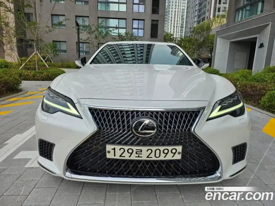 Lexus LS 3.5 Luxury AWD