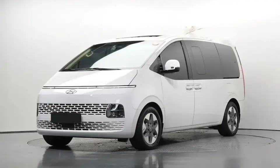 Hyundai Staria 3.5 LPi Modern