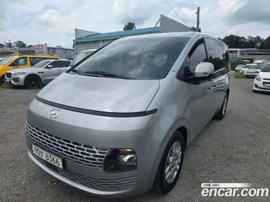Hyundai Staria Cargo 3-Seater