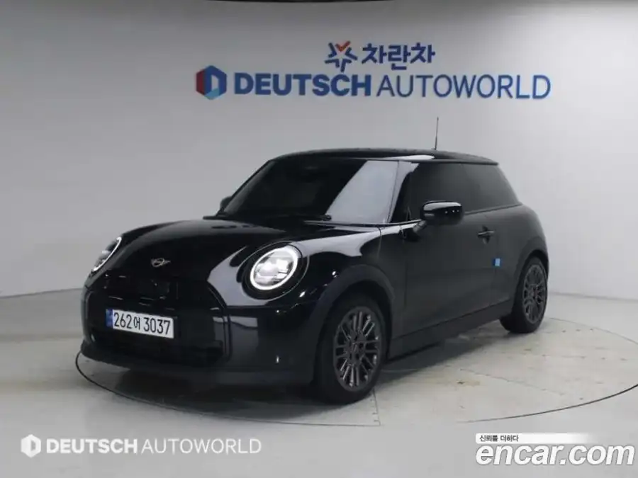 Mini Cooper Essential