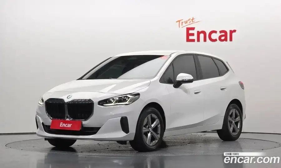 BMW 2-Series 220i Advantage