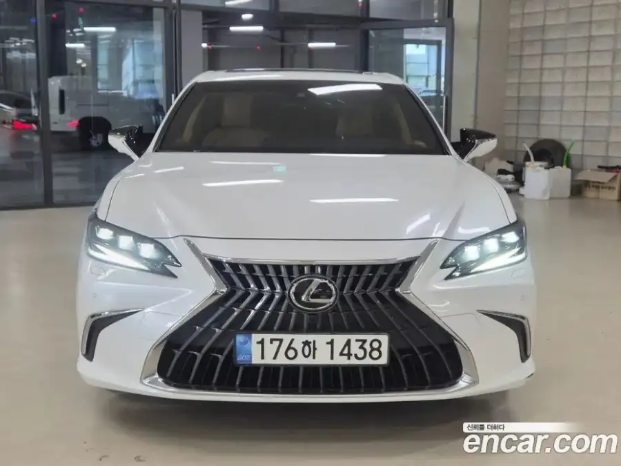 Lexus ES Executive