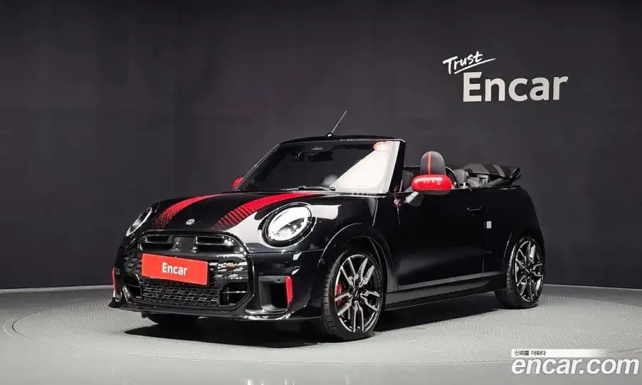 Mini Cooper Convertible JCW