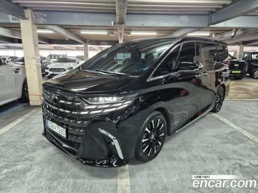 Toyota Alphard 2.5 HEV Executive AWD