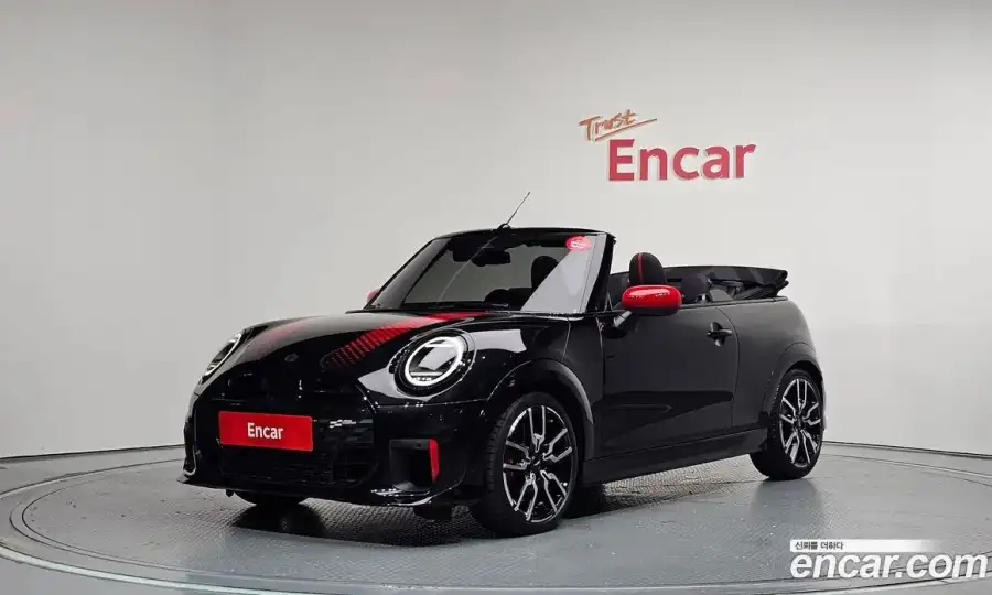 Mini Cooper Convertible JCW