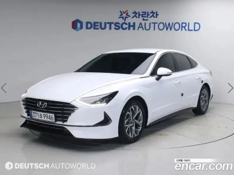 Hyundai Sonata 2.0 LPG rental car
