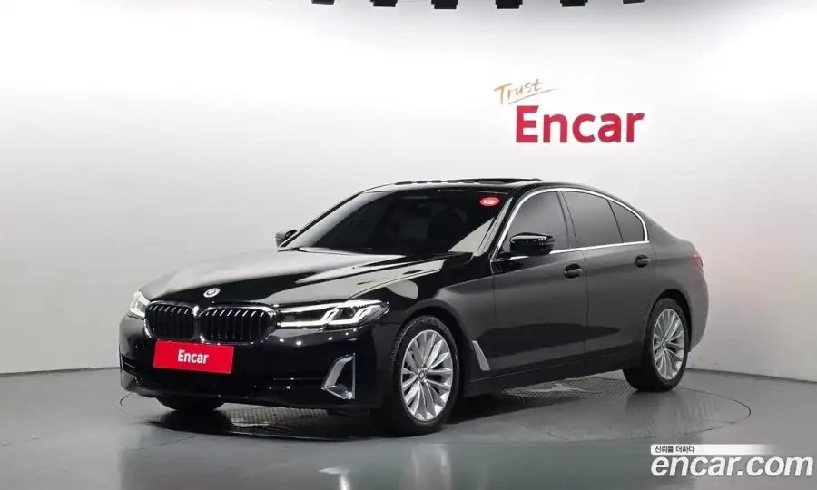 BMW 5-Series 520i Luxury
