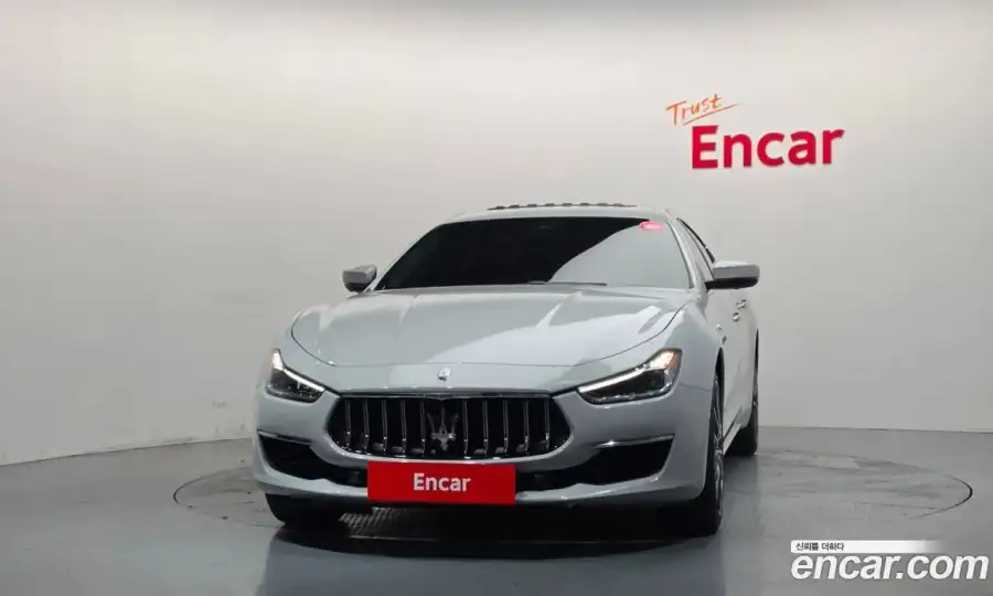 Maserati Ghibli 2.0 GT