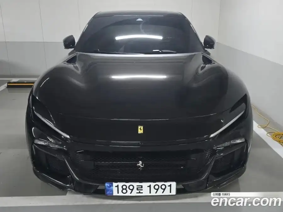 Ferrari Purosangue 6.5 V12
