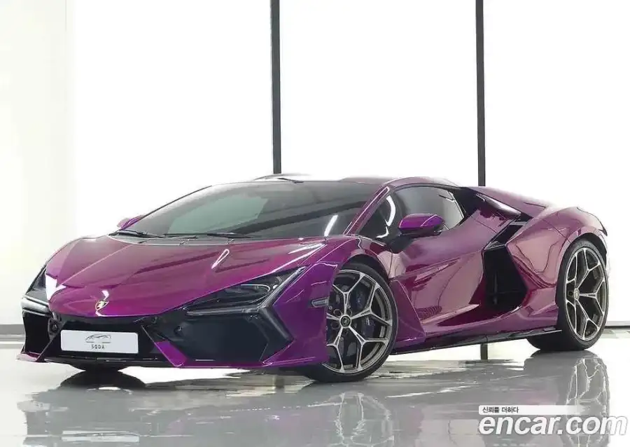 Lamborghini Revuelto 6.5 V12