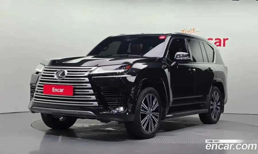 Lexus LX 700h Luxury
