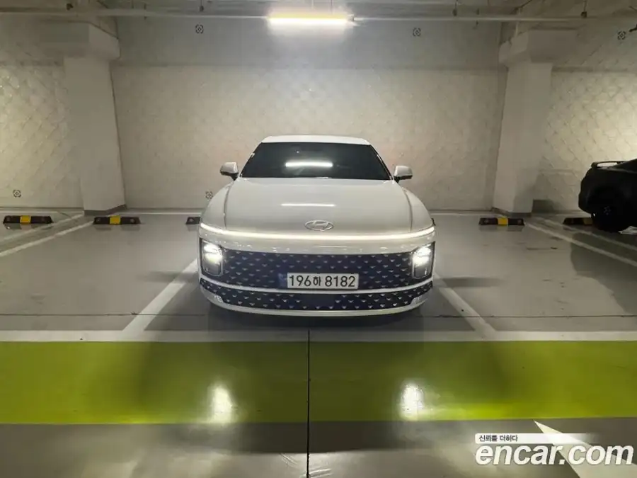 Hyundai Grandeur Exclusive