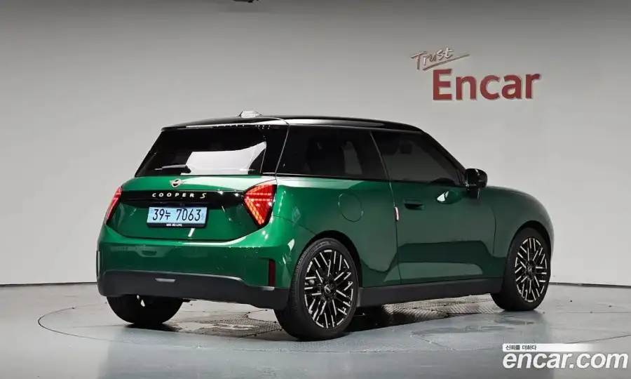 Mini Cooper SE Favoured