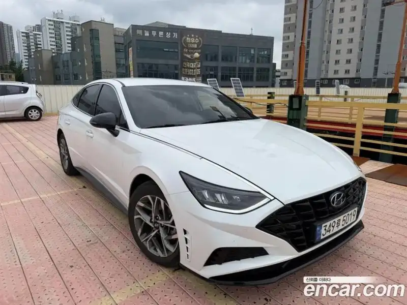 Hyundai Sonata 2.0