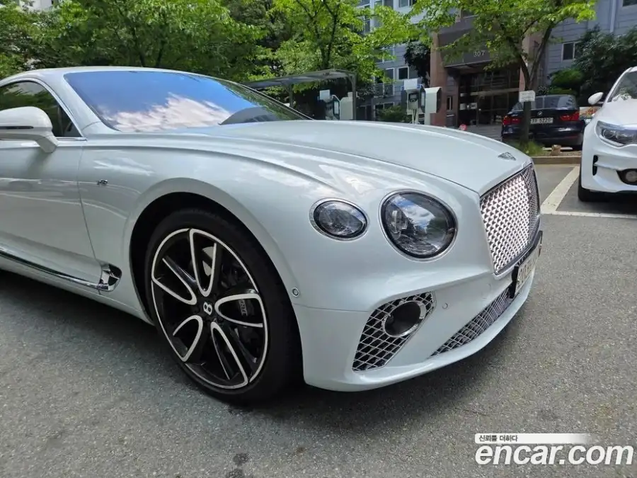 Bentley Continental 4.0 GT