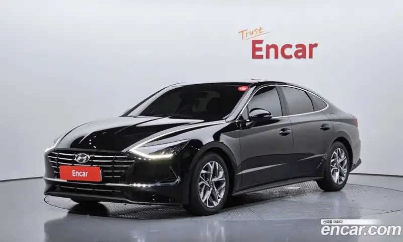 Hyundai Sonata 2.0 LPG rental car