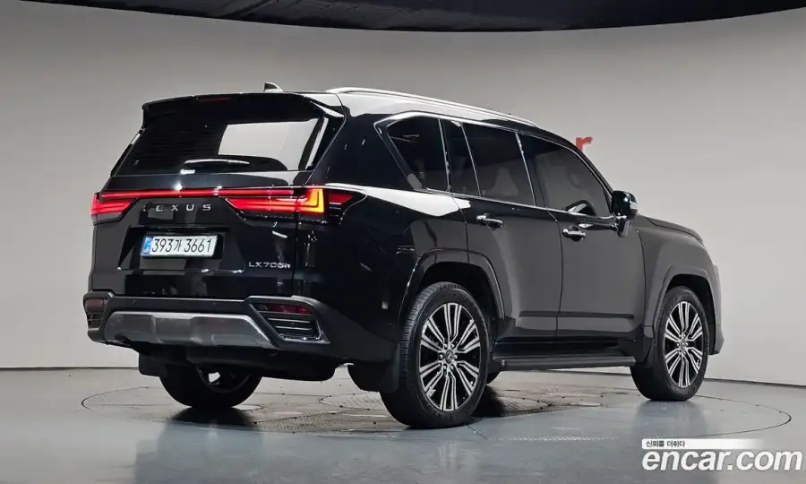 Lexus LX 700h Luxury