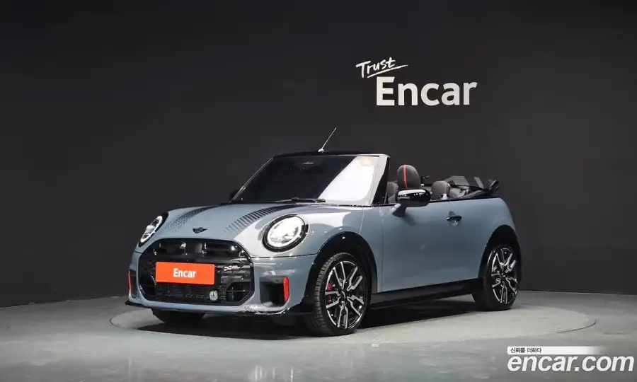 Mini Cooper Convertible JCW