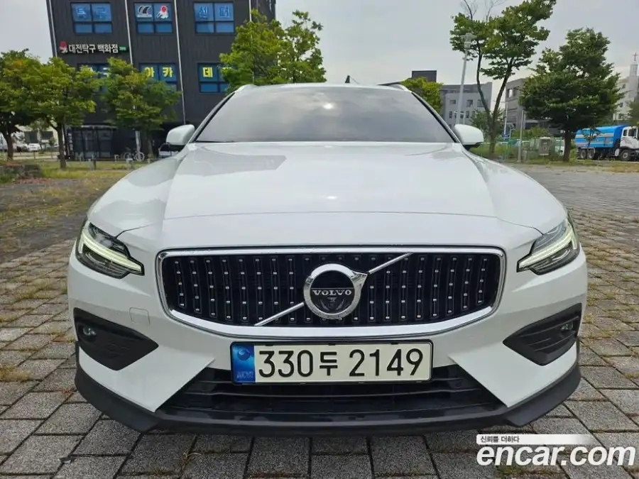 Volvo V60 B5 Pro AWD