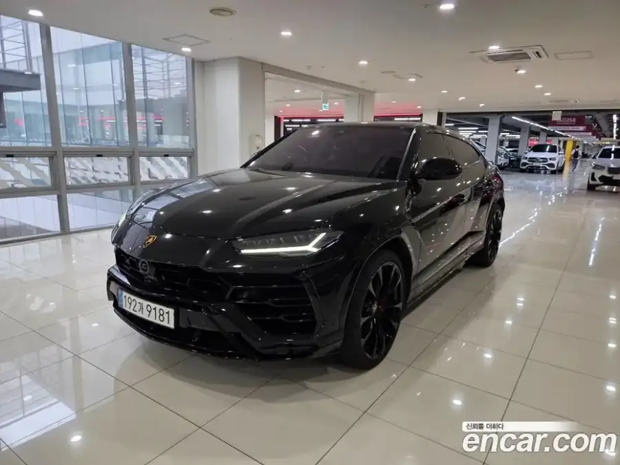 Lamborghini Urus 4.0 V8