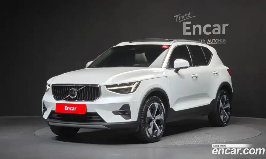 Volvo XC40 B4 Ultimate Bright
