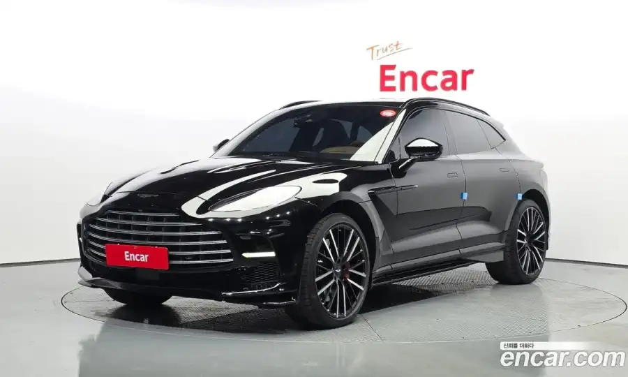 Aston Martin Dbx 4.0 V8 707