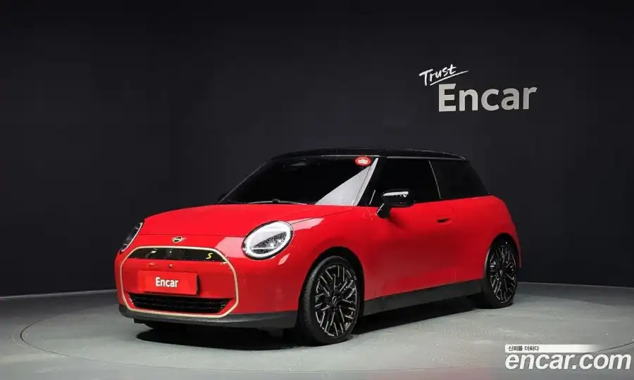 Mini Cooper SE Favoured