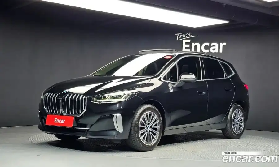 BMW 2-Series 220i Luxury