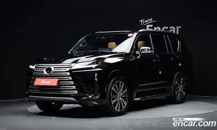 Lexus LX 700h Luxury
