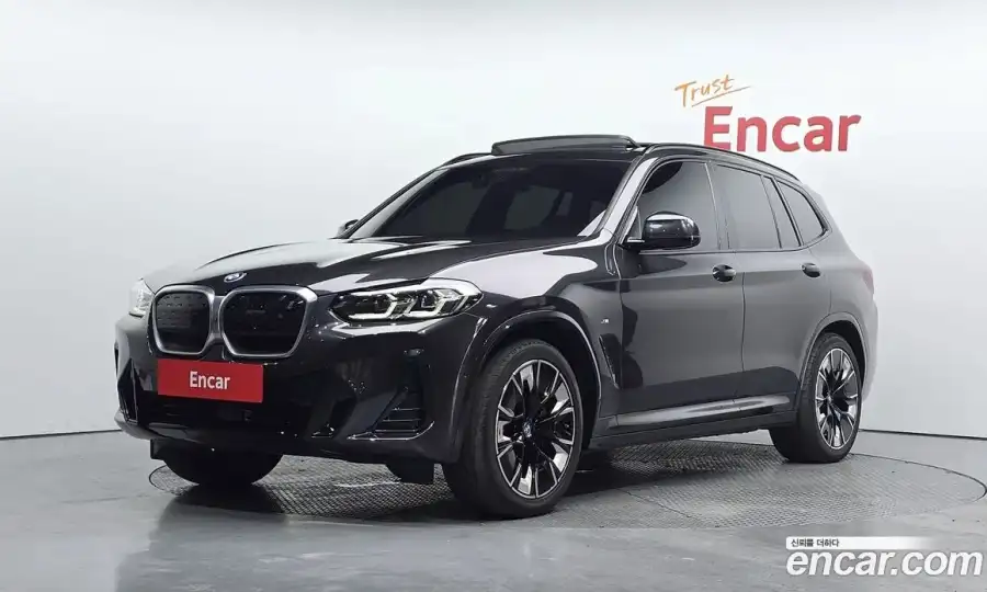 BMW iX3 M Sports