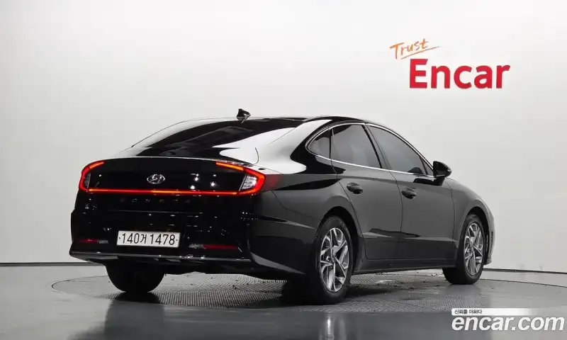 Hyundai Sonata 2.0