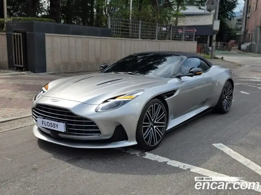 Aston Martin DB12 4.0 V8 Volante