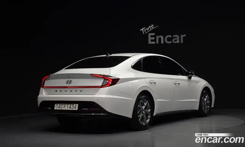 Hyundai Sonata 2.0
