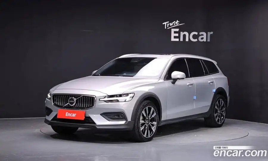 Volvo V60 B5 Ultimate AWD