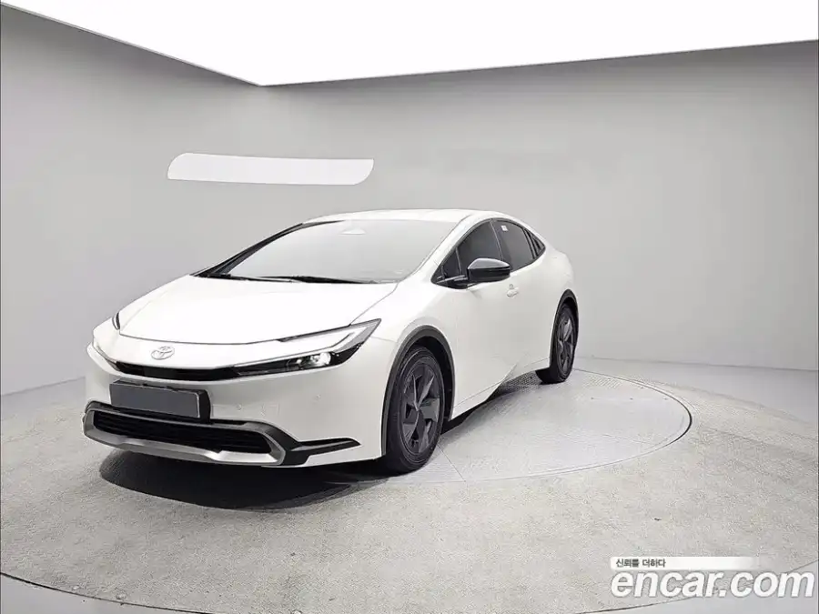 Toyota Prius 2.0 PHEV SE