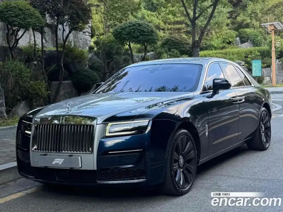 Rolls-Royce Ghost 6.7 V12