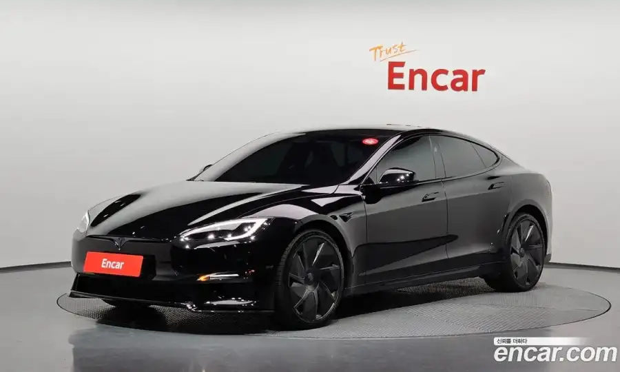 Tesla Model S Plaid
