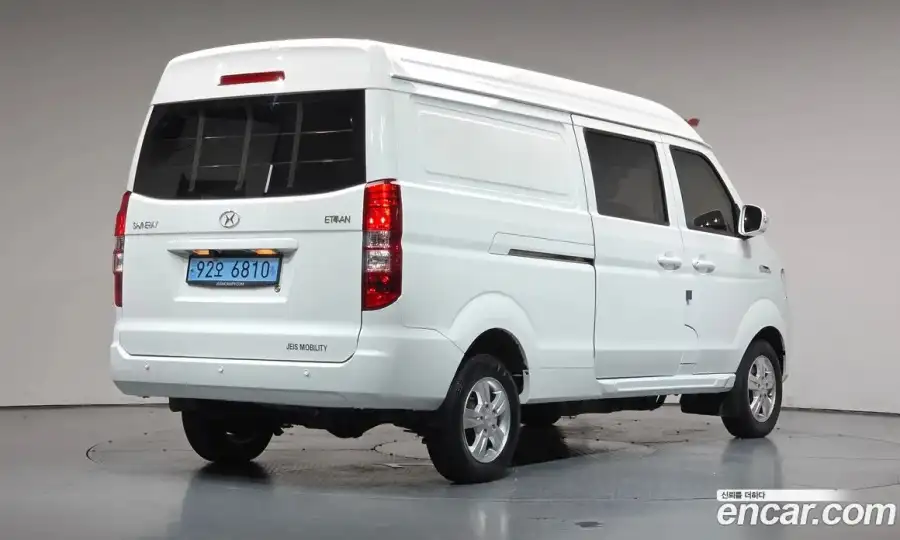 Xin yuan ET Van 4 Seater