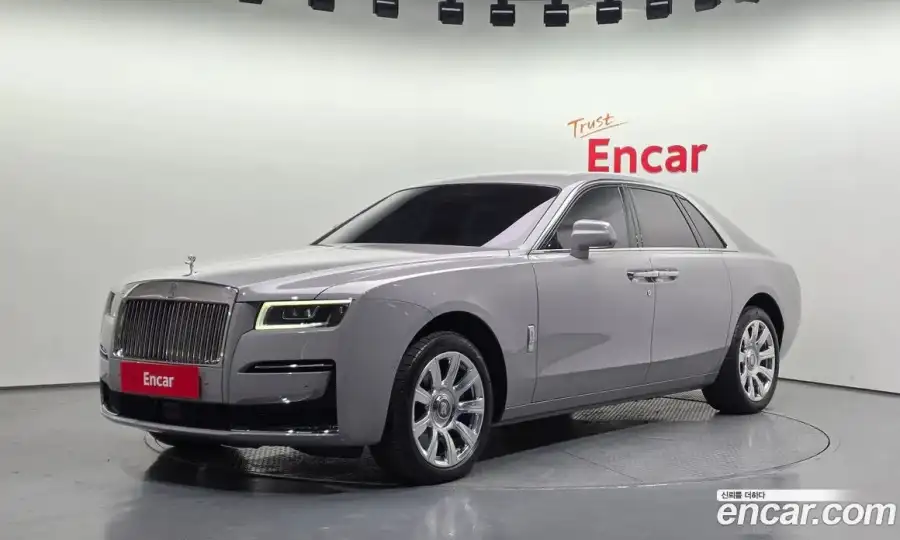 Rolls-Royce Ghost 6.7 V12