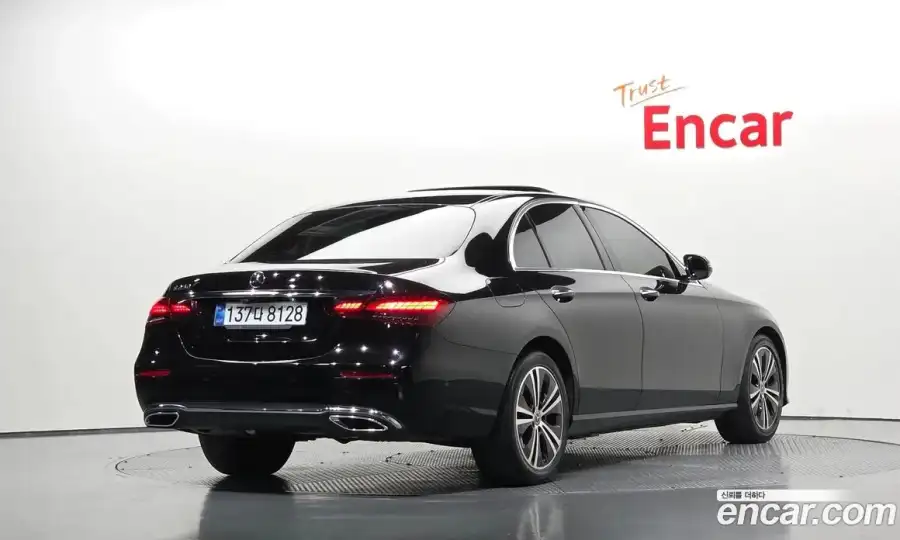 Mercedes-Benz E-Class E250 Avantgarde