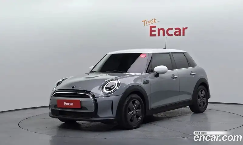 Mini Cooper 5Door Classic