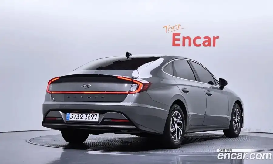 Hyundai Sonata Modern