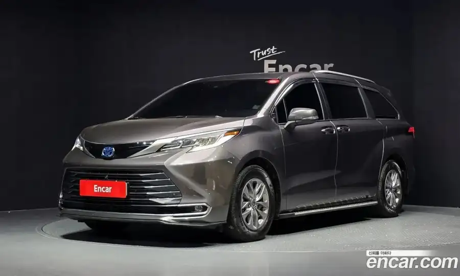 Toyota Sienna 2.5 Hybrid AWD