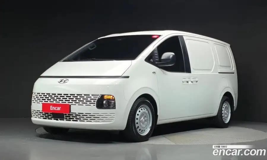 Hyundai Staria Cargo 3-Seater