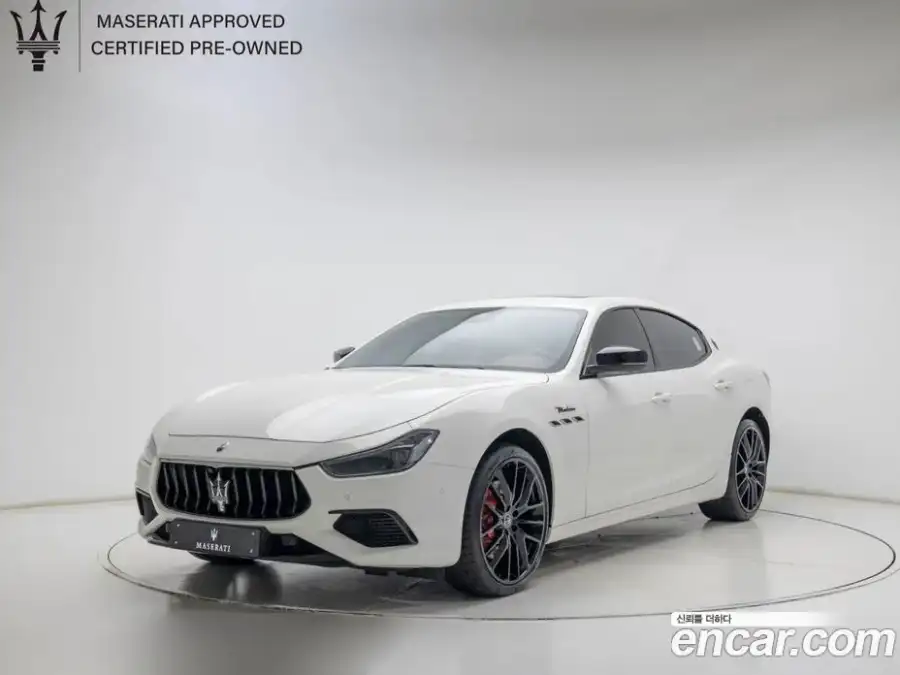 Maserati Ghibli 3.0S Q4 Modena