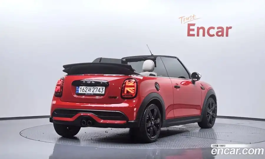 Mini Cooper Convertible Classic