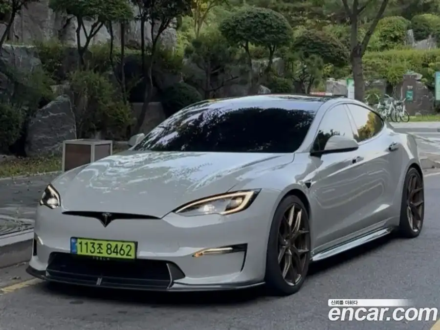 Tesla Model S Plaid